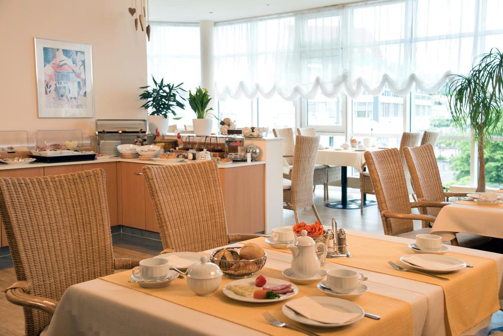 פרידריכסדורף Hotel Arkadia מראה חיצוני תמונה