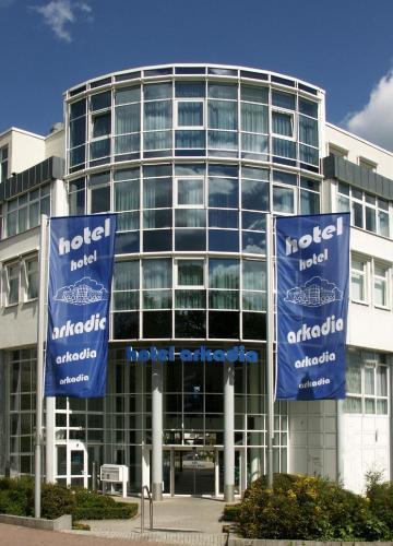 פרידריכסדורף Hotel Arkadia מראה חיצוני תמונה